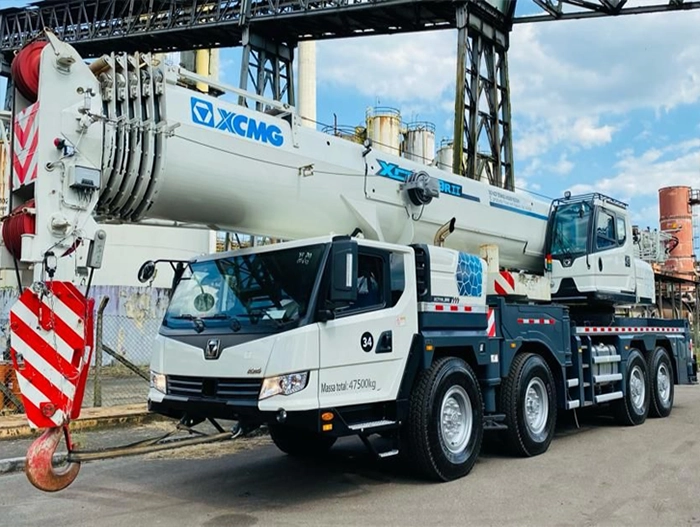 Locação de Guindaste 110 Ton